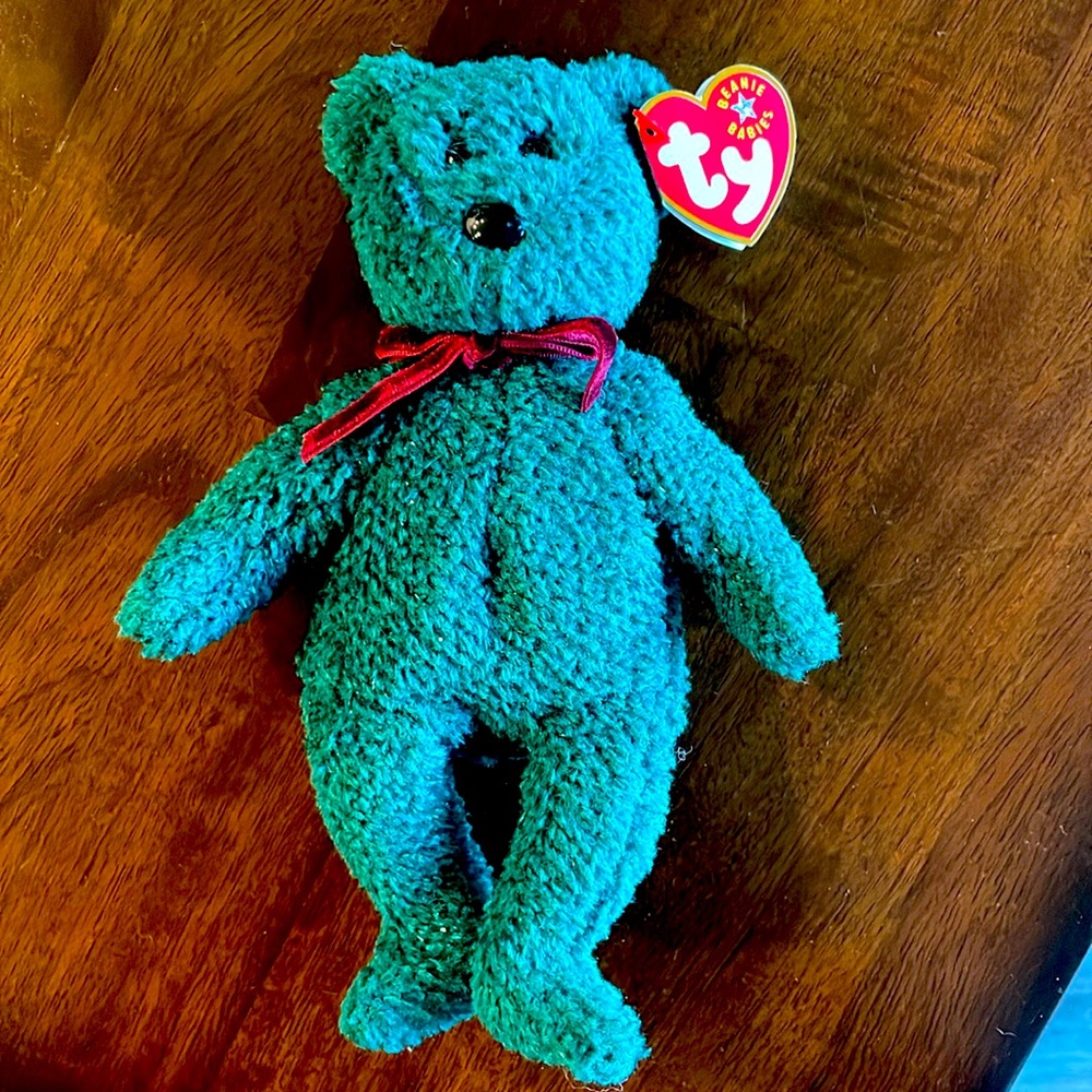 Ty 2001 Holiday Beanie Baby Bear